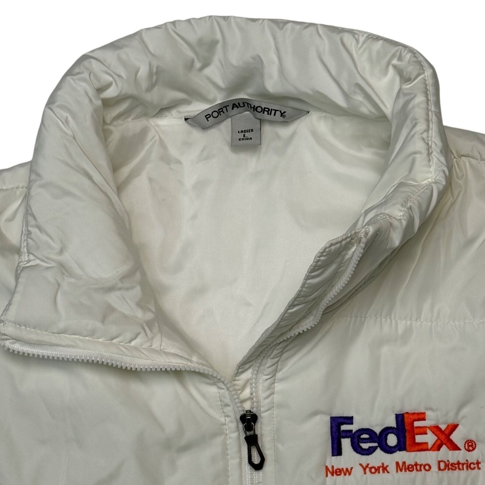 FedEx White Puffer Vest Large Workwear Embroidered Minimalist Essential Layers - Picture 5 of 7
